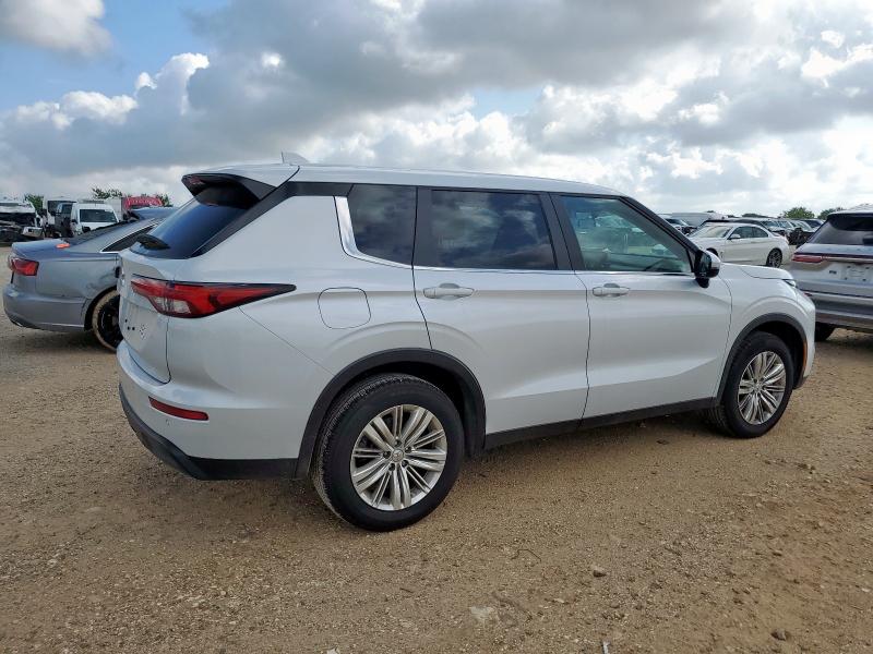 JA4J3UA88RZ078844 - 2024 MITSUBISHI OUTLANDER ES 白色 照片 3