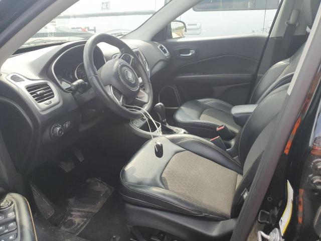 3C4NJCBBXHT632523 - 2017 JEEP COMPASS LATITUDE შავი ფოტო 7