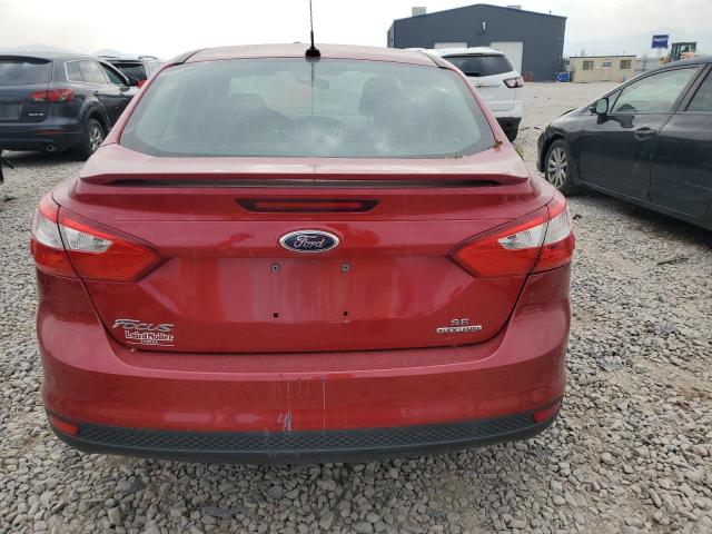 1FAHP3F23CL391887 - 2012 FORD FOCUS SE RED photo 6