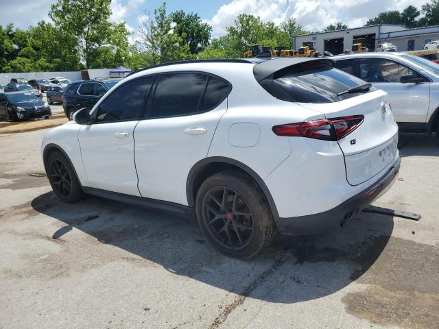 ZASFAKNNXJ7B99355 - 2018 ALFA ROMEO STELVIO TI SPORT WHITE photo 2