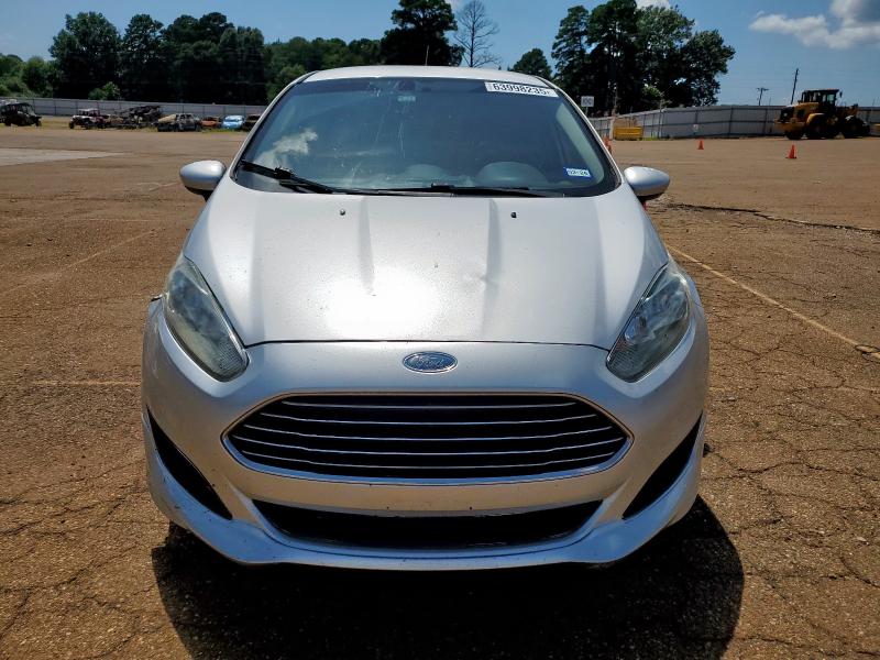 3FADP4BJ8KM110116 - 2019 FORD FIESTA SE SILVER photo 5