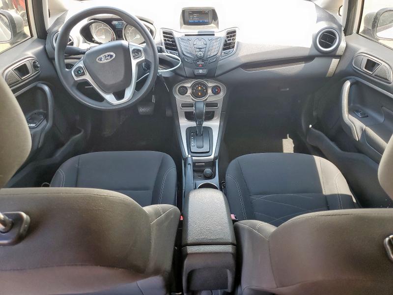 3FADP4BJ8KM110116 - 2019 FORD FIESTA SE SILVER photo 8