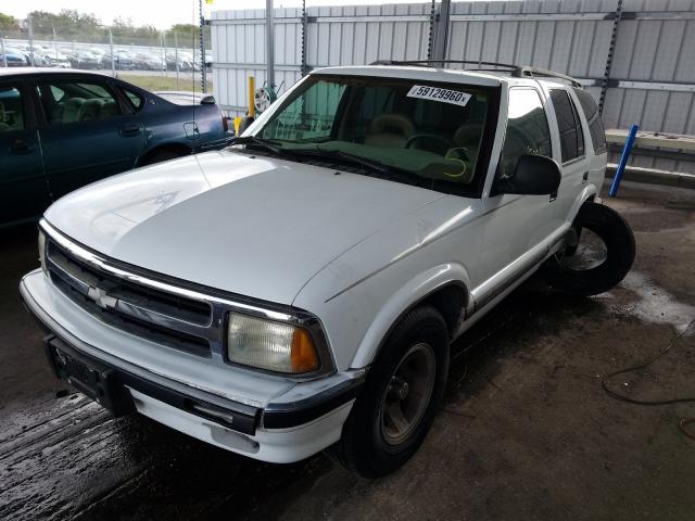 1GNCS13W3T2254217 - 1996 CHEVROLET BLAZER WHITE photo 2