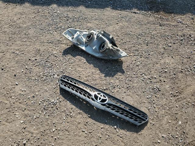 2T1KR32E85C884761 - 2005 TOYOTA COROLLA MA XR GRAY photo 12