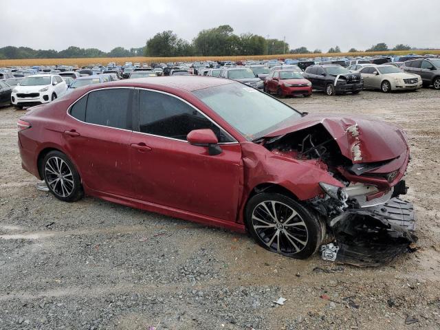 4T1B11HK1JU594640 - 2018 TOYOTA CAMRY L RED photo 4