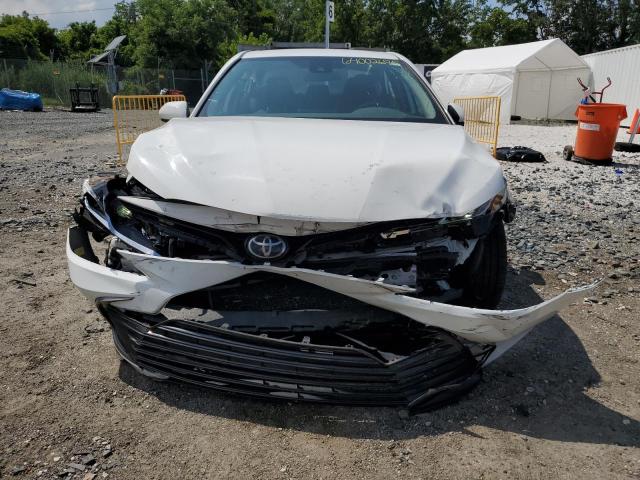 4T1C11AK5PU723342 - 2023 TOYOTA CAMRY LE WHITE photo 5