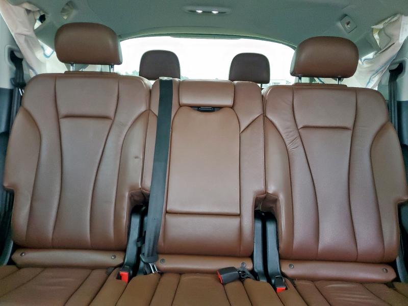 WA1LAAF75HD012681 - 2017 AUDI Q7 PREMIUM PLUS WHITE photo 10