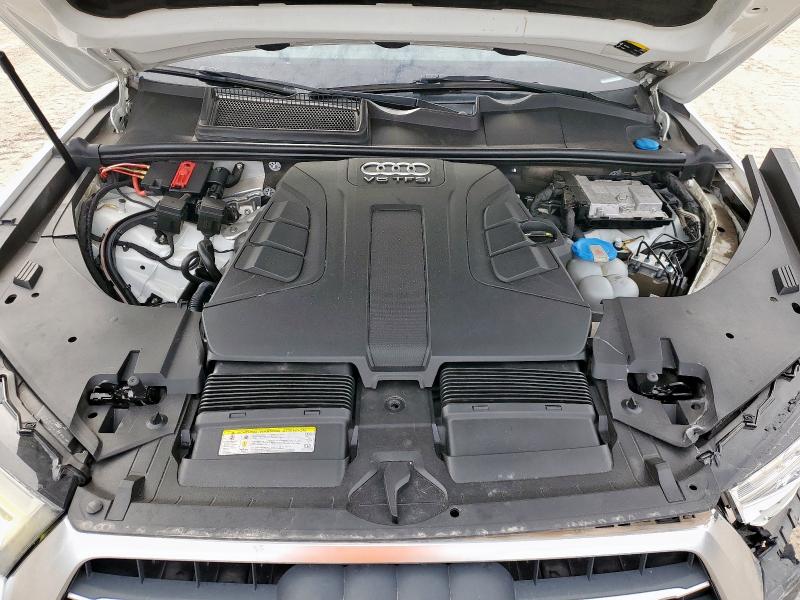 WA1LAAF75HD012681 - 2017 AUDI Q7 PREMIUM PLUS WHITE photo 12