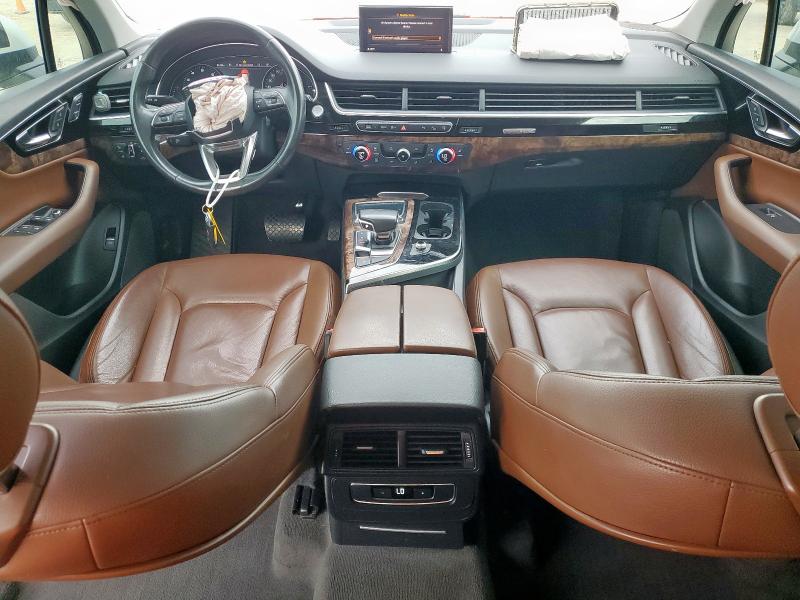 WA1LAAF75HD012681 - 2017 AUDI Q7 PREMIUM PLUS WHITE photo 8