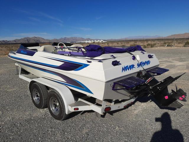 APC2T178I203 - 2003 AFTR BOAT თეთრი ფოტო 3