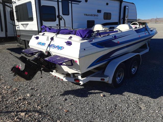 APC2T178I203 - 2003 AFTR BOAT თეთრი ფოტო 4