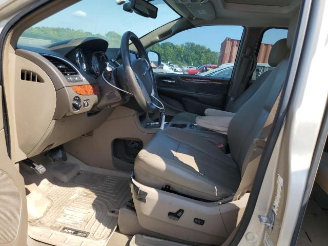 2C4RC1CG2GR238462 - 2016 CHRYSLER TOWN & COU TOURING L GOLD photo 7
