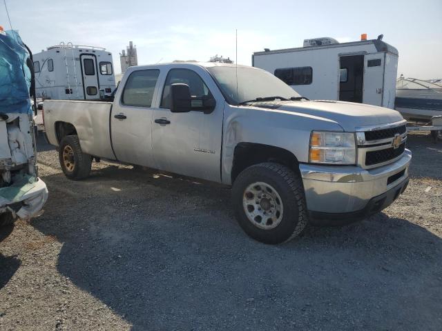 1GC4KZCG7CF113857 - 2012 CHEVROLET SILVERADO K3500 SILVER photo 4