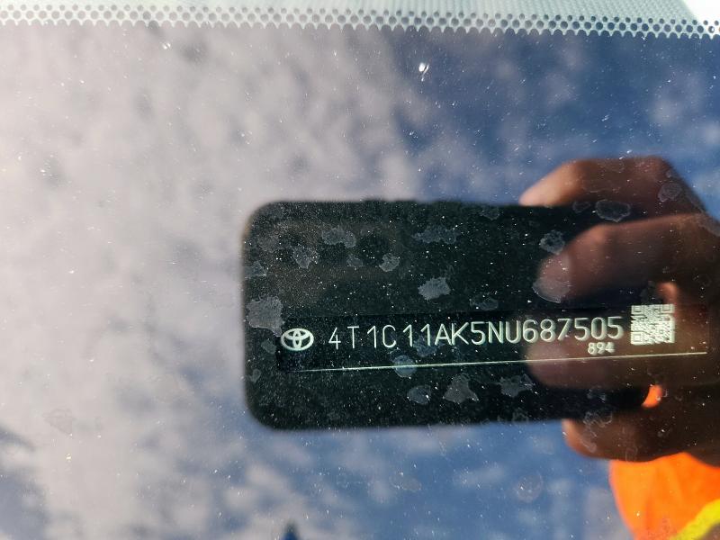 4T1C11AK5NU687505 - 2022 TOYOTA CAMRY LE 黑色 照片 12