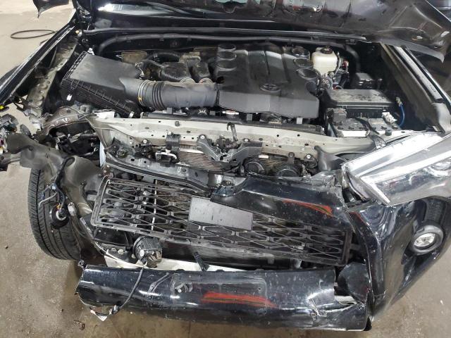JTEMU5JR7R6260417 - 2024 TOYOTA 4RUNNER SR5/SR5 PREMIUM Schwarz Foto 12