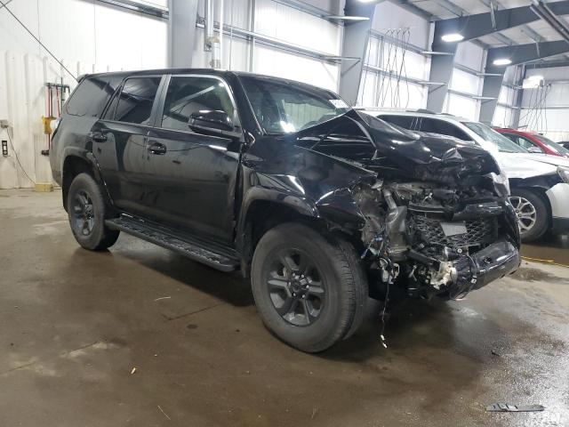 JTEMU5JR7R6260417 - 2024 TOYOTA 4RUNNER SR5/SR5 PREMIUM Schwarz Foto 4