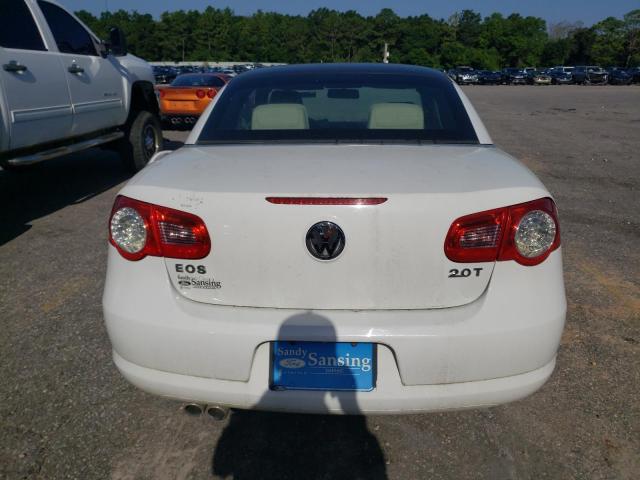 WVWAA7AH5AV009988 - 2010 VOLKSWAGEN EOS TURBO WHITE photo 6