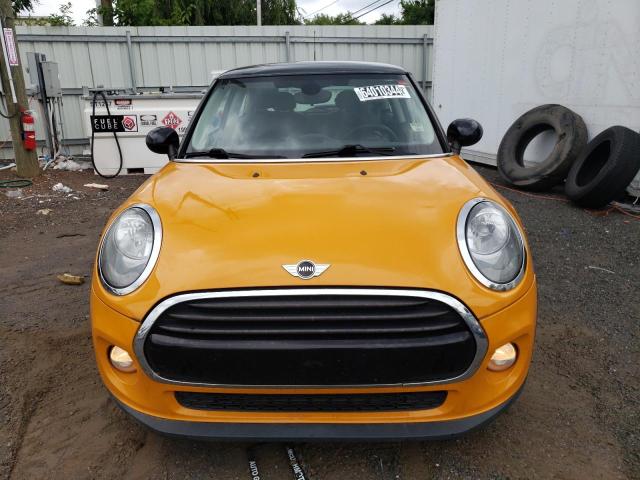 WMWXP5C54GT739621 - 2016 MINI COOPER ORANGE photo 5