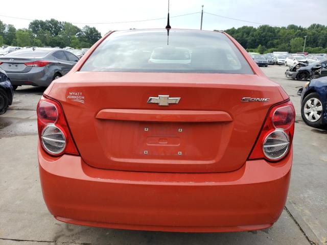 1G1JA5SH1D4229764 - 2013 CHEVROLET SONIC LS 红色 照片 6
