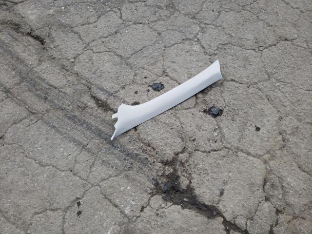 KL1TD56637B059706 - 2007 CHEVROLET AVEO BASE SILVER photo 12