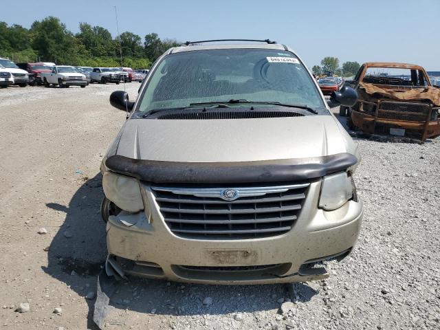 2C4GP54L15R292329 - 2005 CHRYSLER TOWN & COU TOURING TAN photo 5