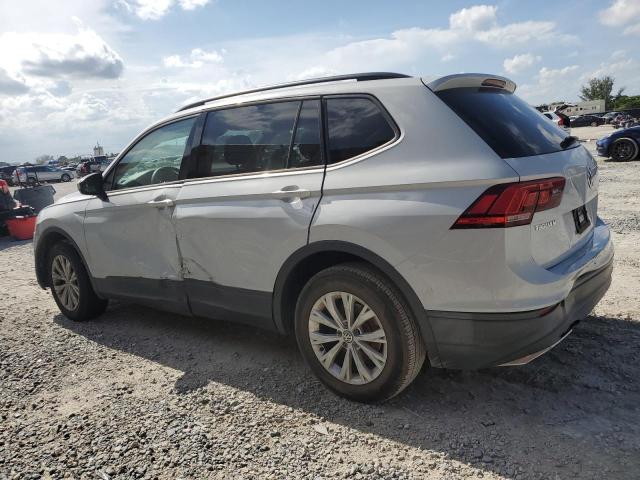 3VV1B7AXXKM036198 - 2019 VOLKSWAGEN TIGUAN S SILVER photo 2