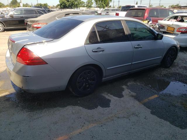 1HGCM55137A150951 - 2007 HONDA ACCORD VALUE SILVER photo 3