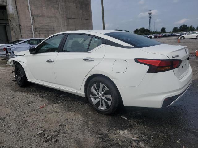 1N4BL4BV9RN389100 - 2024 NISSAN ALTIMA S WHITE photo 2