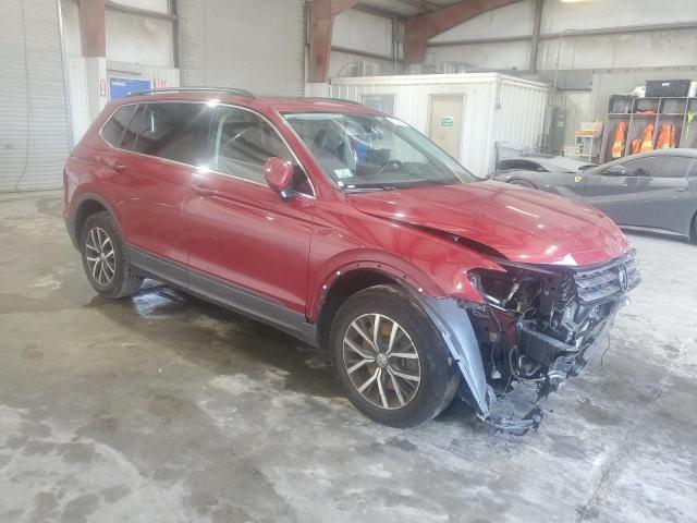 3VV3B7AX0KM150011 - 2019 VOLKSWAGEN TIGUAN SE RED photo 4