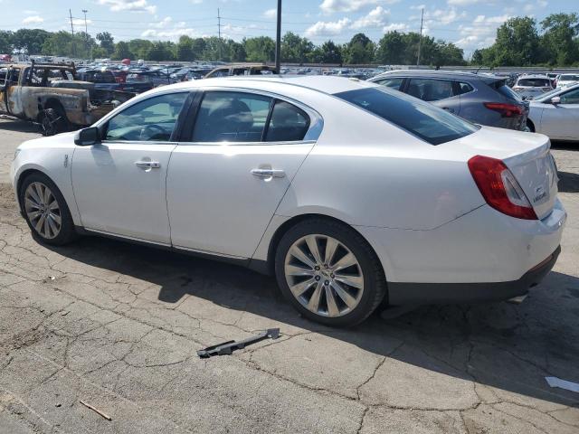 1LNHL9FT1DG602687 - 2013 LINCOLN MKS WHITE photo 2