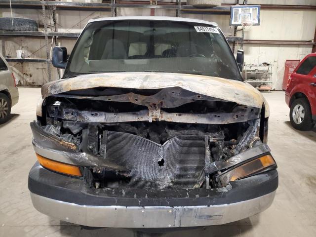 1GAHG39U351253913 - 2005 CHEVROLET EXPRESS G3 BURN photo 5