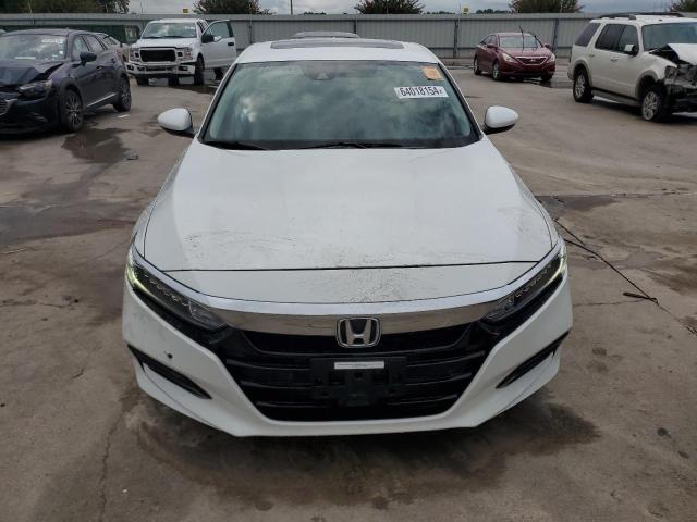 1HGCV1F48JA032478 - 2018 HONDA ACCORD EX WHITE photo 5