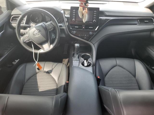 4T1G11AK8PU721490 - 2023 TOYOTA CAMRY SE NIGHT SHADE SILVER photo 8