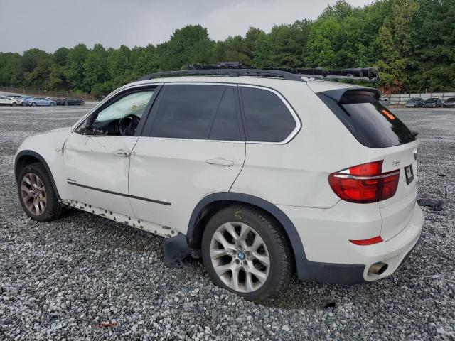 5UXZV4C50D0B17060 - 2013 BMW X5 XDRIVE35I WHITE photo 2