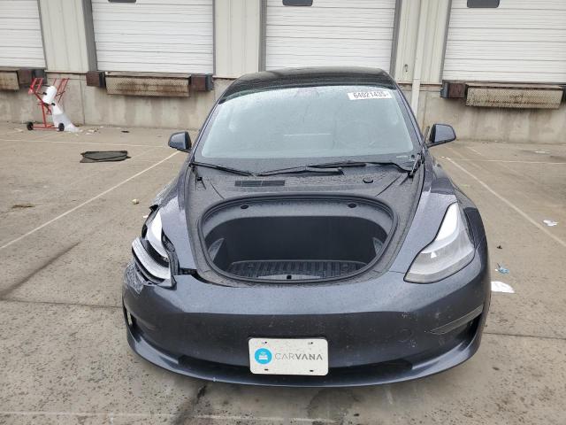 5YJ3E1EAXPF426375 - 2023 TESLA MODEL 3 石墨色 照片 5