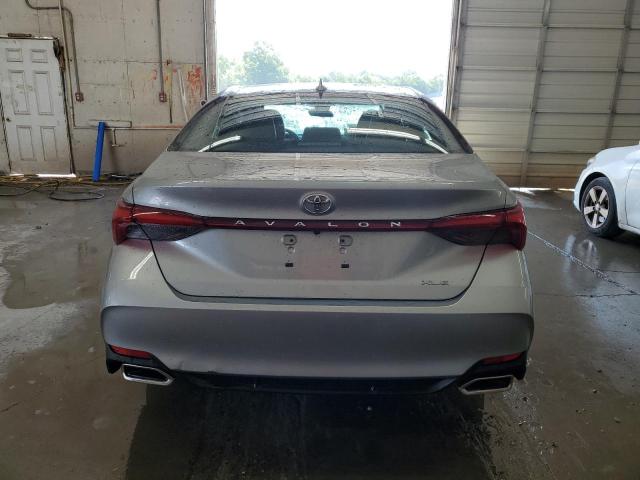 4T1AZ1FB4NU087857 - 2022 TOYOTA AVALON XLE Gümüş foto 6