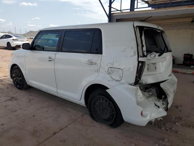 JTLZE4FE8CJ003346 - 2012 TOYOTA SCION XB WHITE photo 2