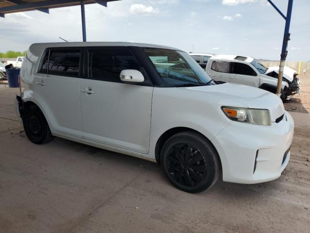 JTLZE4FE8CJ003346 - 2012 TOYOTA SCION XB WHITE photo 4