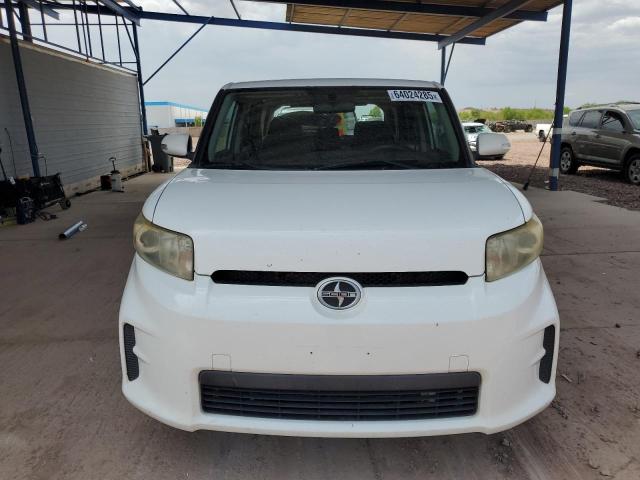 JTLZE4FE8CJ003346 - 2012 TOYOTA SCION XB WHITE photo 5