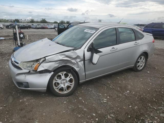 1FAHP36N99W243521 - 2009 FORD FOCUS SES SILVER photo 1