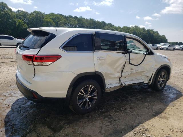 5TDBZRFH9JS892862 - 2018 TOYOTA HIGHLANDER LE თეთრი ფოტო 3