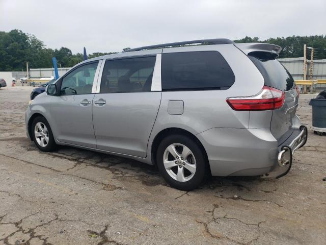 5TDKK3DC9FS583019 - 2015 TOYOTA SIENNA LE 银色 照片 2