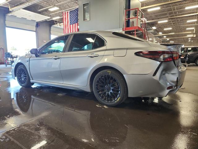 4T1G11AK6PU727417 - 2023 TOYOTA CAMRY SE NIGHT SHADE SILVER photo 2