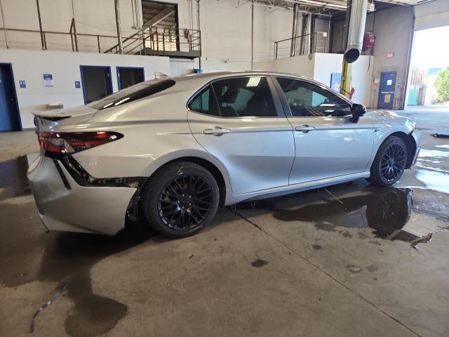 4T1G11AK6PU727417 - 2023 TOYOTA CAMRY SE NIGHT SHADE SILVER photo 3