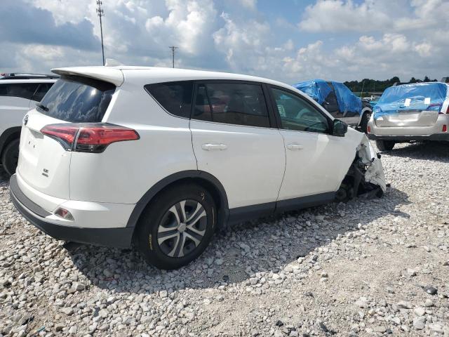 2T3BFREV2HW675887 - 2017 TOYOTA RAV4 LE თეთრი ფოტო 3