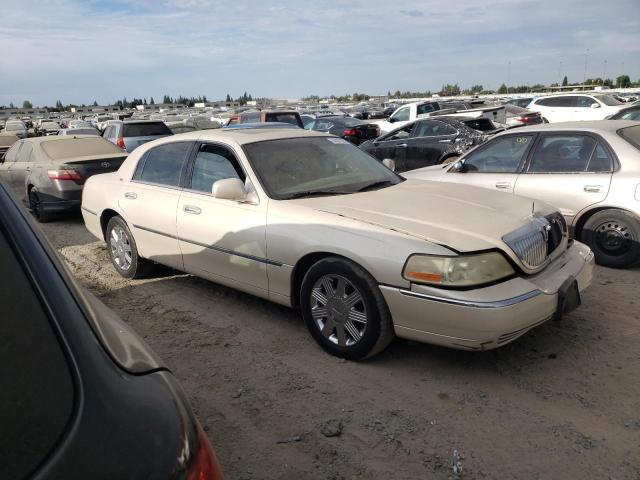 1LNHM83W13Y645179 - 2003 LINCOLN TOWN CARTIER CREAM photo 4