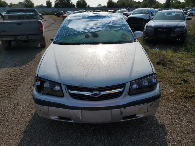 2G1WF52E649243489 - 2004 CHEVROLET IMPALA SILVER photo 5