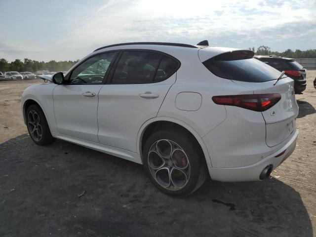 ZASPAKBN3K7C44341 - 2019 ALFA ROMEO STELVIO TI WHITE photo 2