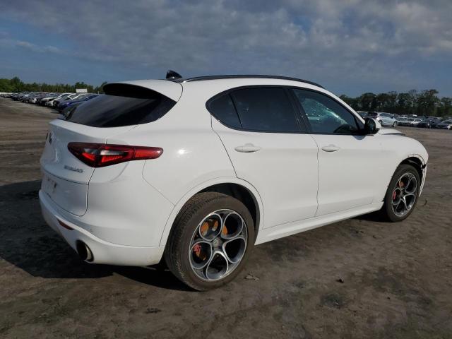 ZASPAKBN3K7C44341 - 2019 ALFA ROMEO STELVIO TI WHITE photo 3