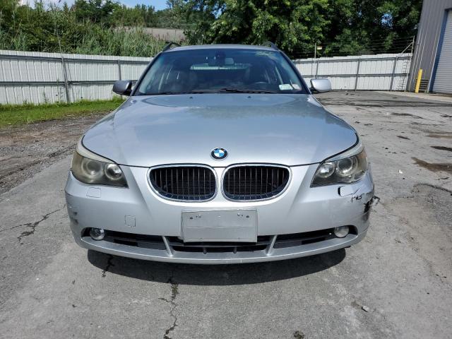 WBANN73516CN01488 - 2006 BMW 530 XIT SILVER photo 5